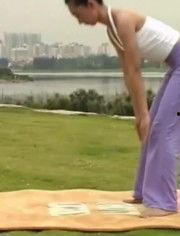 瘦身瑜伽视频下载,跟随瘦身瑜伽视频轻松打造完美身材