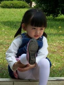 小女孩白丝视频,白丝少女的梦幻舞动瞬间